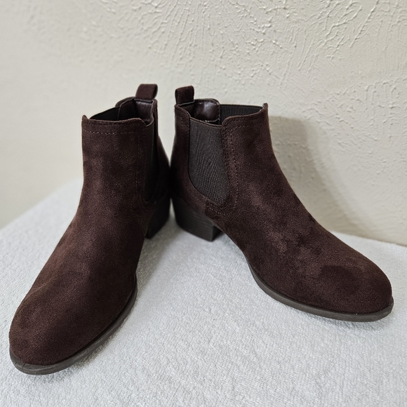 Pop Emmy Women's Slip on Ankle Boot Shoe - Picture 4 of 10